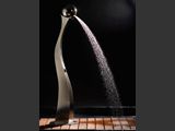 Fountain 1
Objektbrause entwickelt aus dem Edelstahlobjekt Virgin, ausgestattet mit flexiblen Schlauchsystem, handgefertigte Düse, Armatur Zazzerie oder Zuchetti, Werkstoff 1.4401 geschliffen.
Maße: H 225 cm