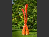 Couple
Kunstharz-Lichtskulptur mit LED-Beleuchtung
Mae: Hhe 247 cm