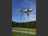 Lupo
Edelstahl Glasperlen-gestrahlt
Mae: Hhe 230 cm Breite 170 cm
