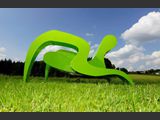 Greeny
Aluminiumobjekt, 2-fach Pulverbeschichtet, signiert,
Farbe Gelbgrn .
Mae: L/H/B - 120 / 72 / 85 cm
